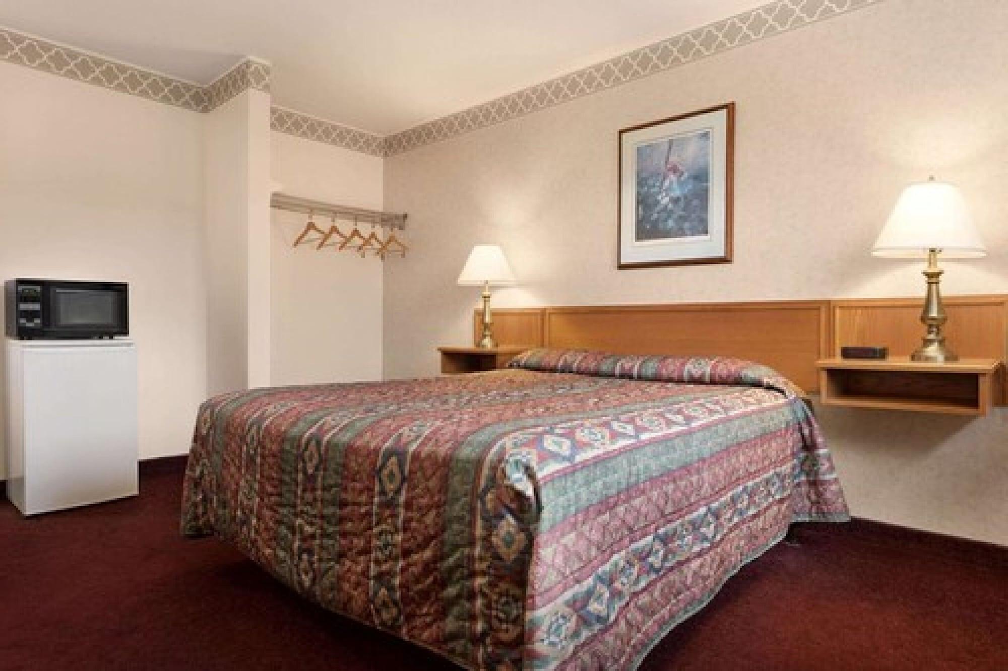 Travelodge By Wyndham Port Elgin Ngoại thất bức ảnh